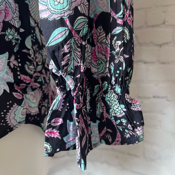 MILLE May Top in Tropical Night - Picture 3 of 12